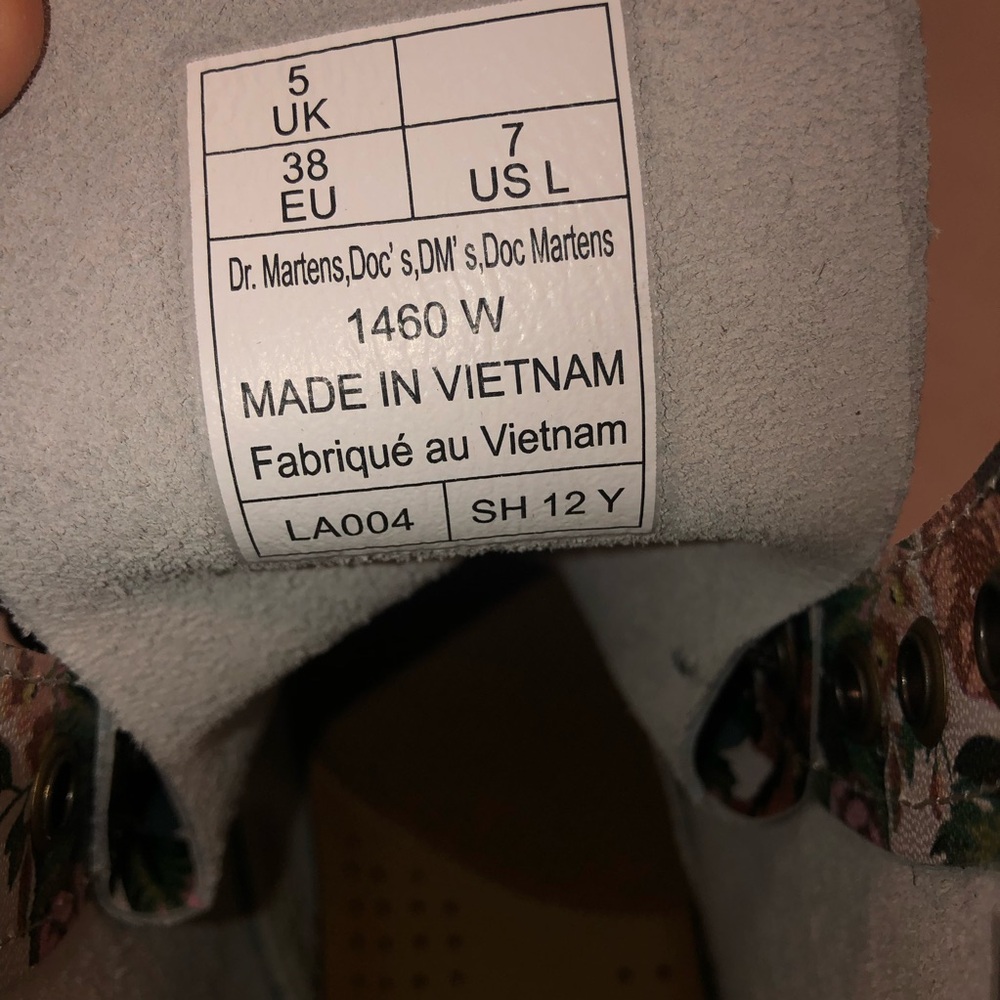 New Dr. Martens Women’s English Garden Floral 1460 Combat Boots Shoes sz 7 - Picture 4 of 5